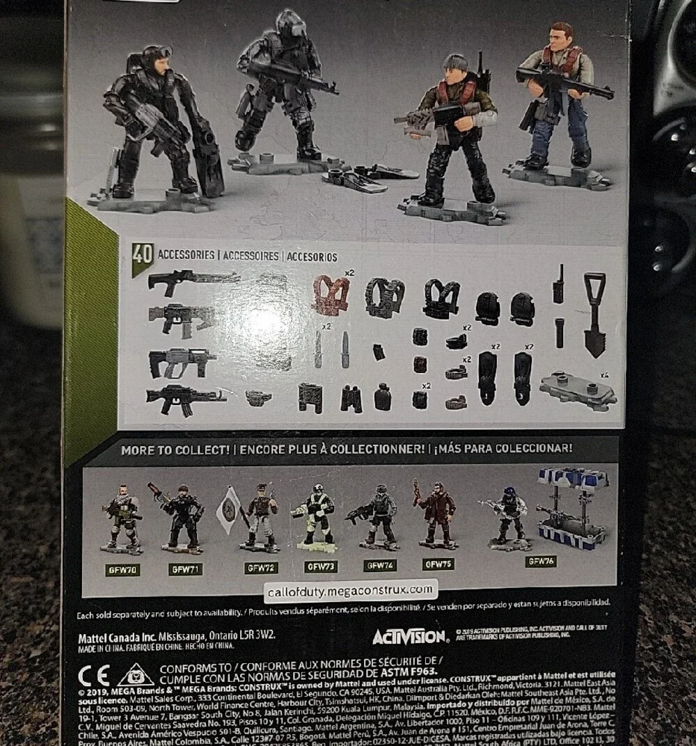 Mega Construx Call of Duty Figure Set - Special Forces Vs Submariners